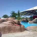 Kotva فندق 4*