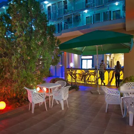 Kotva 4* ساني بيتش