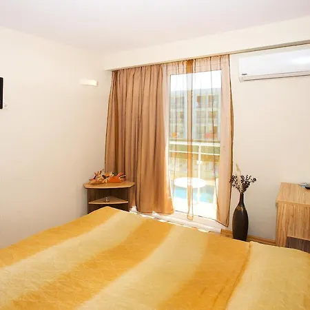 Hotel Kotva Słoneczny Brzeg
