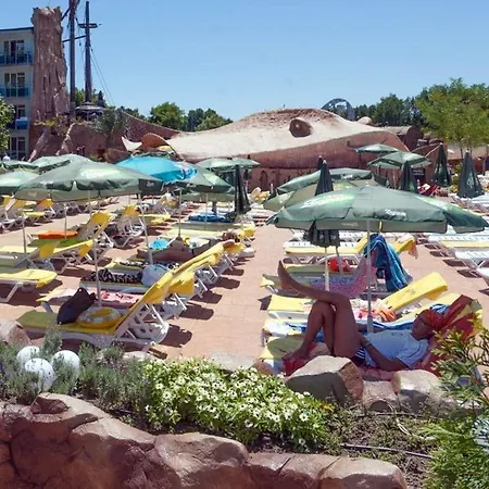 فندق Kotva 4*