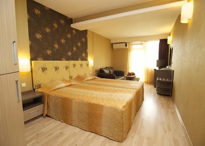 Kotva מלון סאני ביץ'